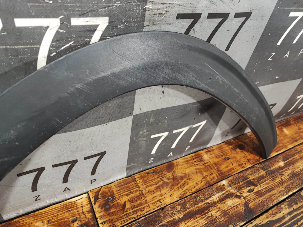 Накладка крыла переднего правого Kia Seltos 19-нв Б/У Оригинал 87712Q5000