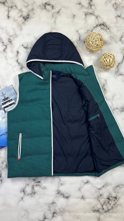 Пуховый жилет Kiton