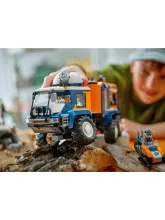 Конструктор City 60471 Грузовик для научной лаборатории