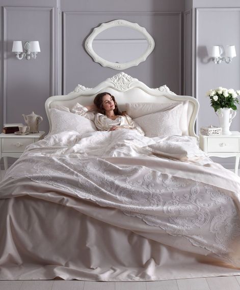Постельное белье ALGARDI белый с кружевом  deluxe TIVOLYO HOME Турция