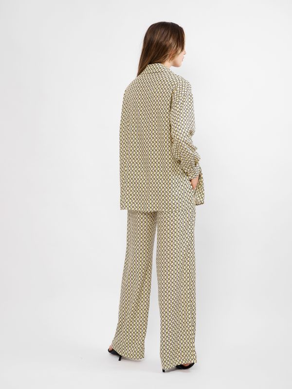 БРЮКИ НА КОМФОРТНОЙ РЕЗИНКЕ С КАРМАНАМИ