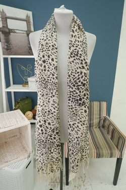 Шарф с гепардовым принтом