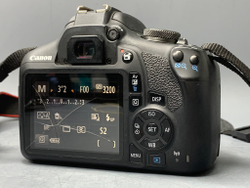 Canon EOS 2000D Body с дефектом