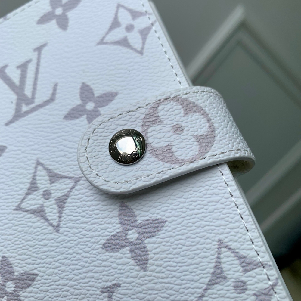 Louis Vuitton Small Ring Agenda