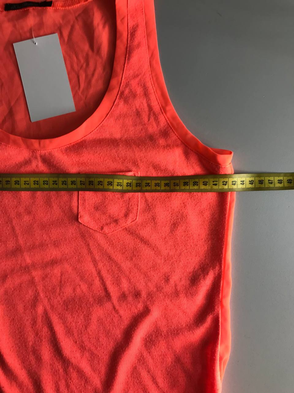 Топ Kira Plastinina яркого цвета, маркировка S, визуально на 44 размер