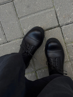 Dr.B black gloss
