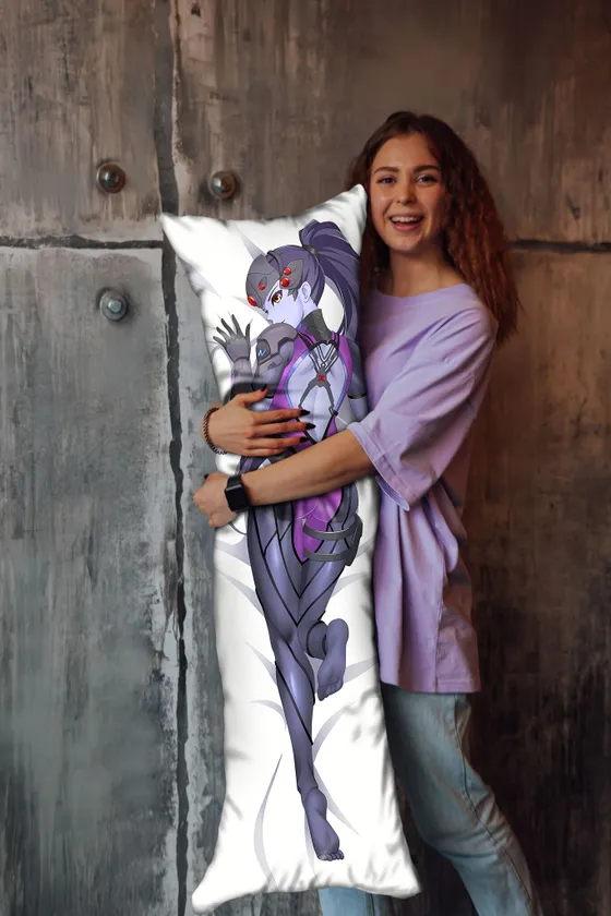 Дакимакура Роковая вдова