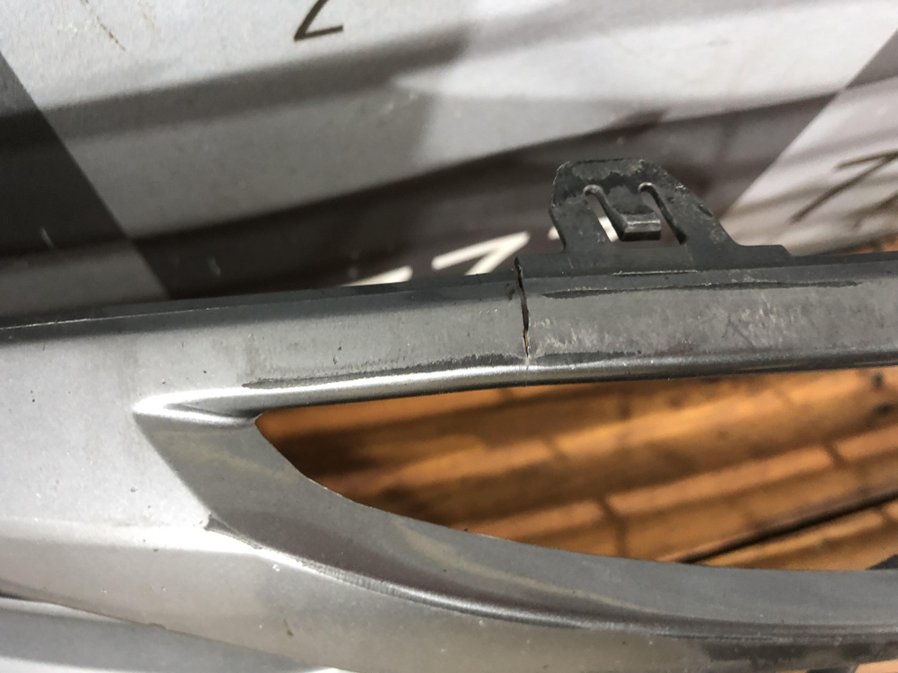 Решетка переднего бампера Toyota Camry (XV70) 17-21 Б/У Оригинал 5310233160