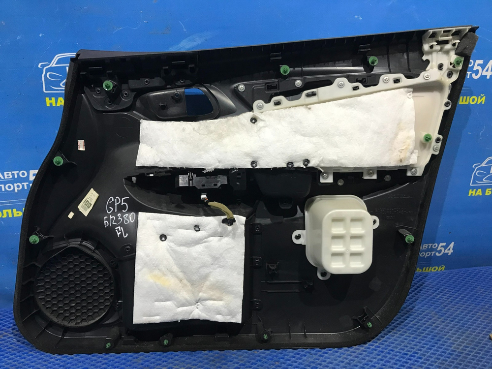 Обшивка двери Honda FIT 2013-2020