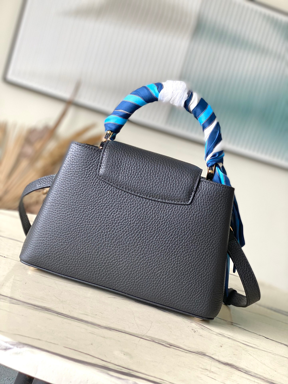 Louis Vuitton Capucines BB