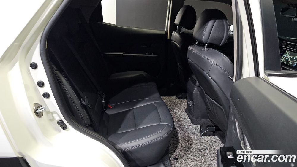 KG Mobility (Ssangyong) Beautiful Korando Бензин 1.5 4WD C5 (03.2022)