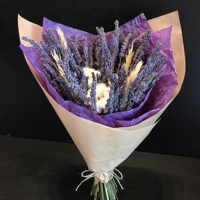 Букет сухоцветов Лаванда и Хлопок в крафт бумаге