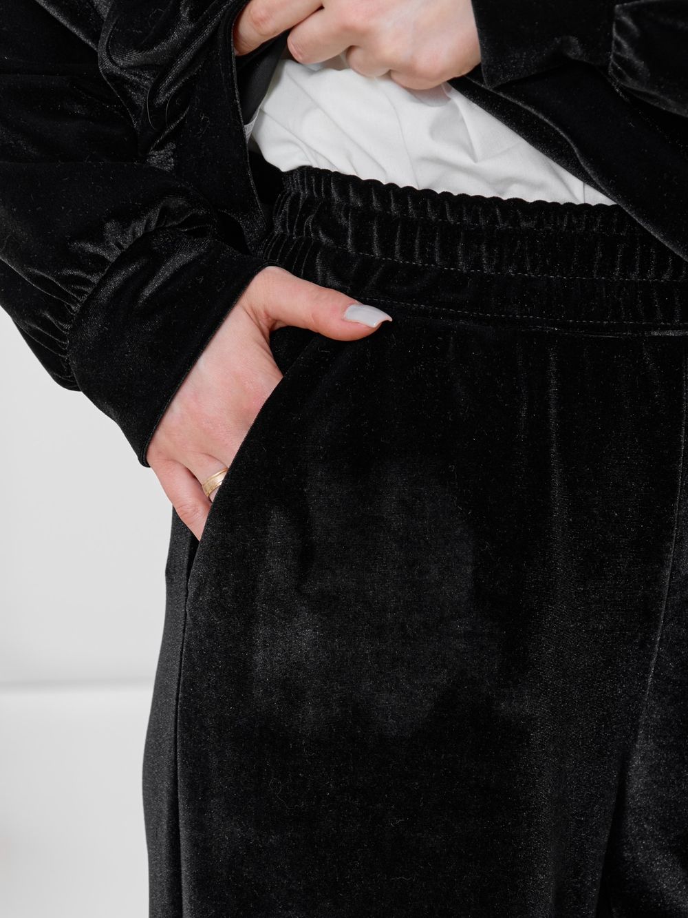 Костюм Нуар Виотекс ЧЁРНЫЙ