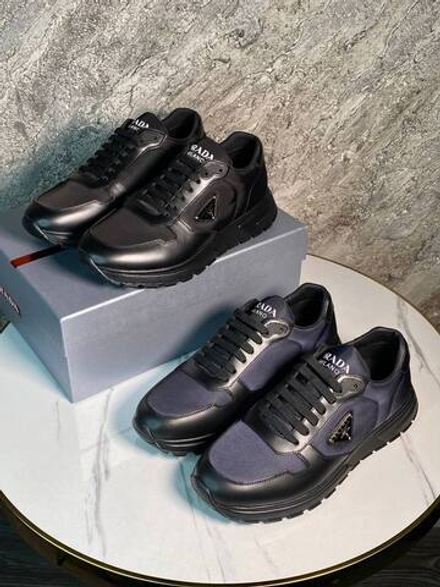 Кроссовки Prada