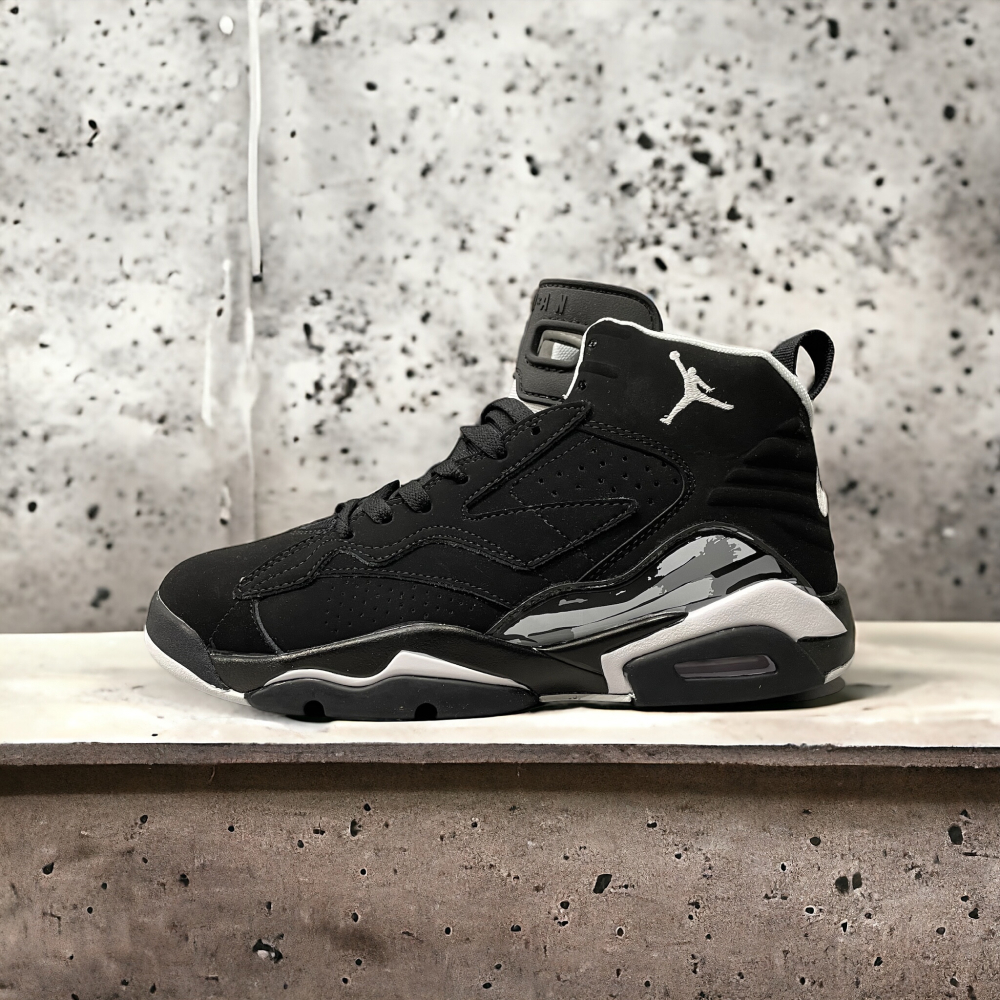 Nike Air Jordan 6 • Black