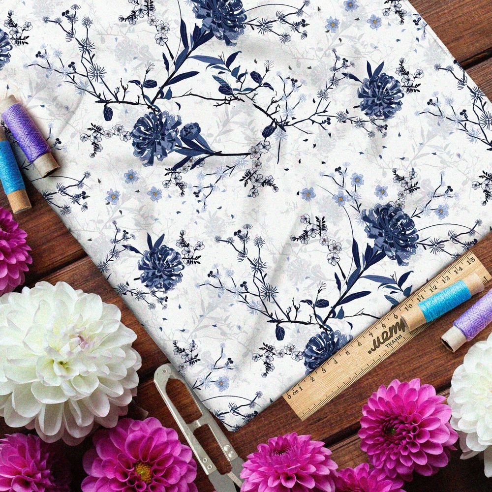 Ткань барби зимние цветы на белом фоне