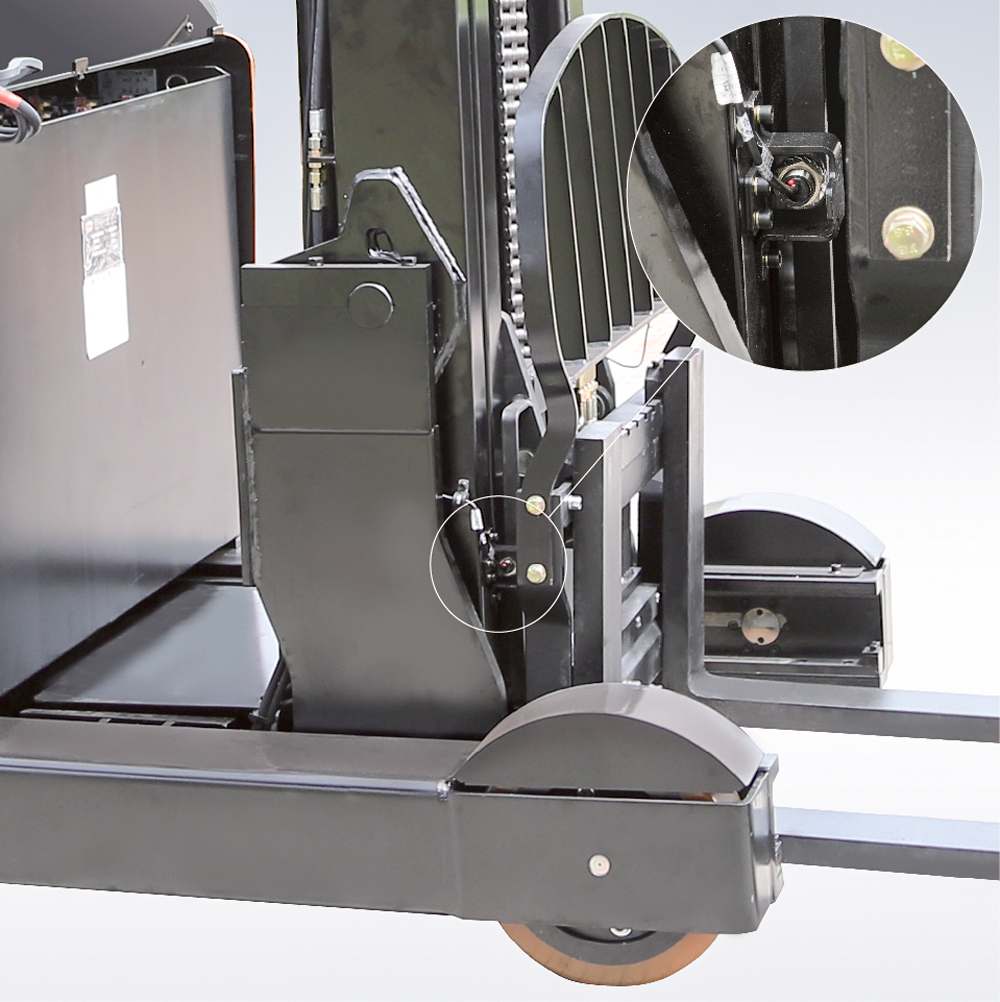 Ричтрак CHL CQD20-GB2SHD 2000 кг 12500 мм с литиевой батареей