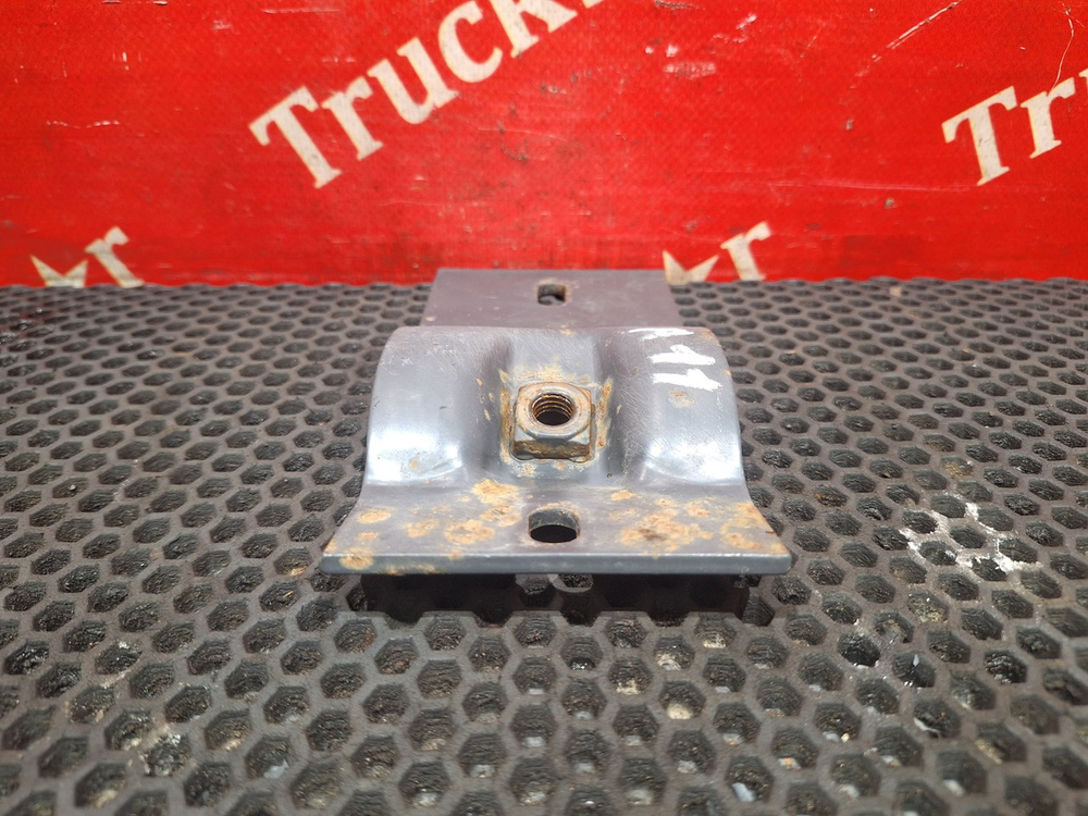 Кронштейн крыла заднего 2018г.