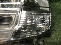 Битая Фара левая Toyota Land Cruiser 200 15-21 LED