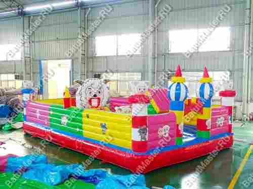 Надувной батут "Домик барашка", 8*5*3 м