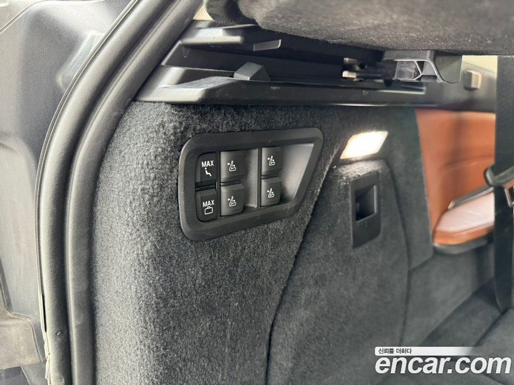 BMW X7 (G07) xDrive 30d Design Pure Excellence 6-и местный (04.2020)