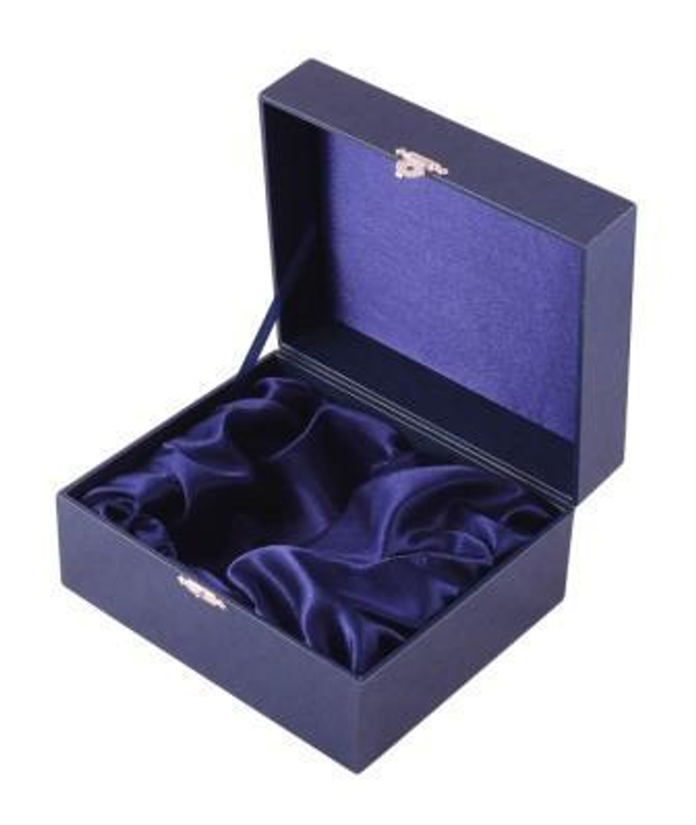 Подстаканник Он