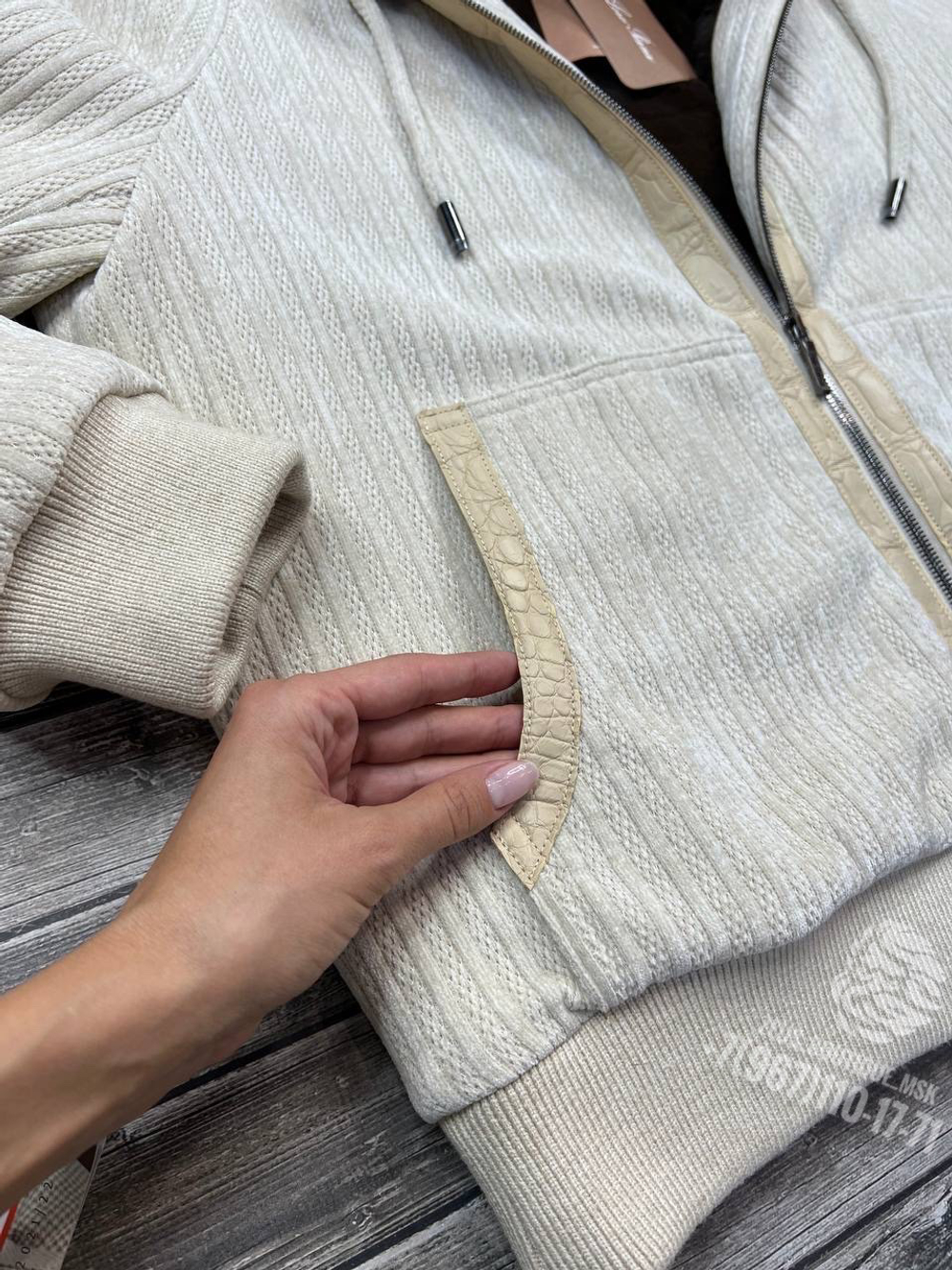Куртка с мехом Loro Piana со вставками кожи крокодила