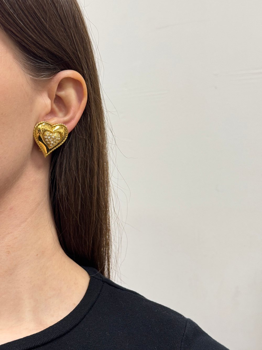 Клипсы Сердечки с кристаллами Moschino