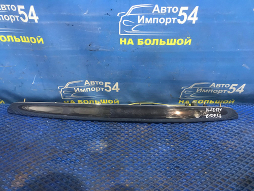 Вставка в багажник центральная TOYOTA ALLEX 2001-2004