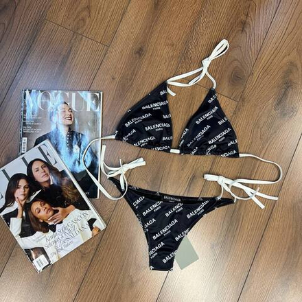 Купальник Balenciaga