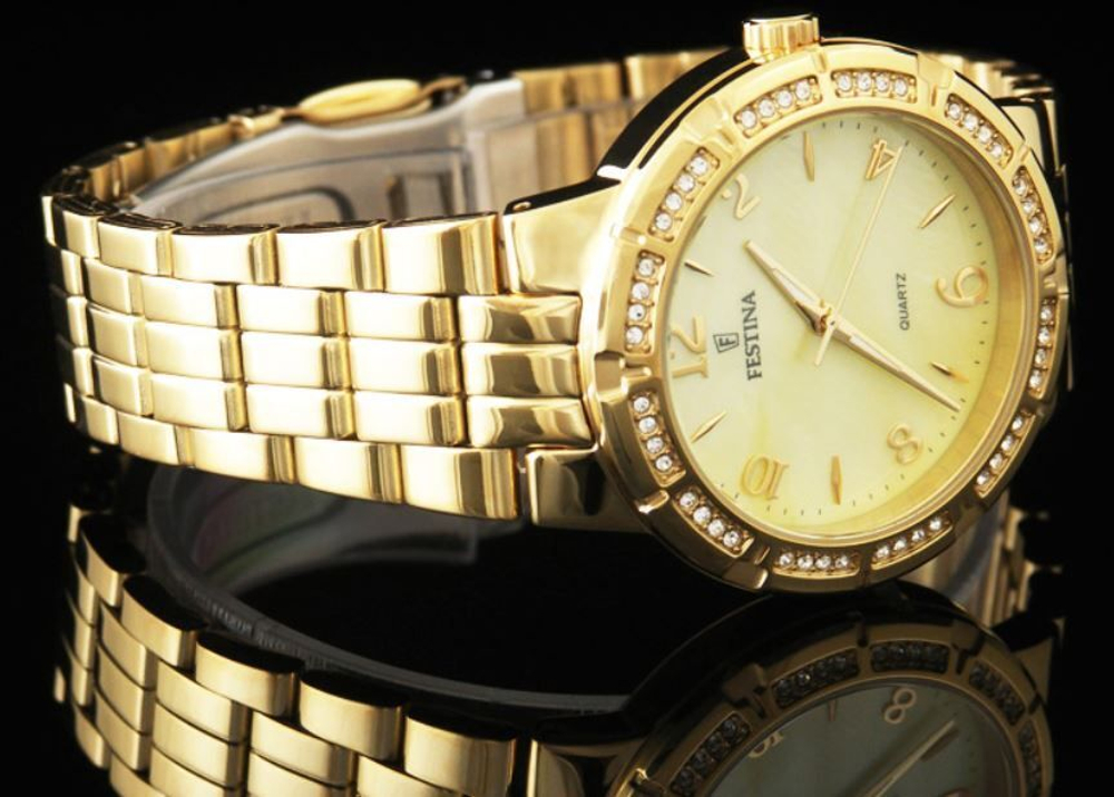 Женские наручные часы Festina F16704/2