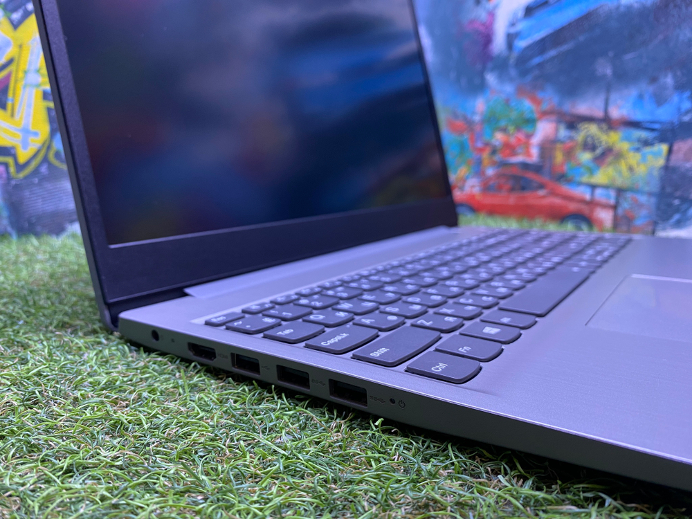 Ноутбук Lenovo Celeron/8GB/IdeaPad 3 15IGL05 [81WQ001KRU]/Windows 10