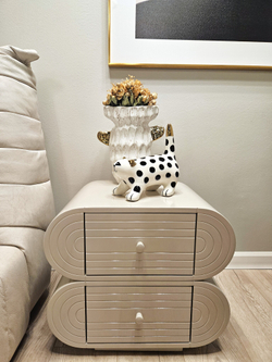 Статуэтка Golden ear polka-dot cat