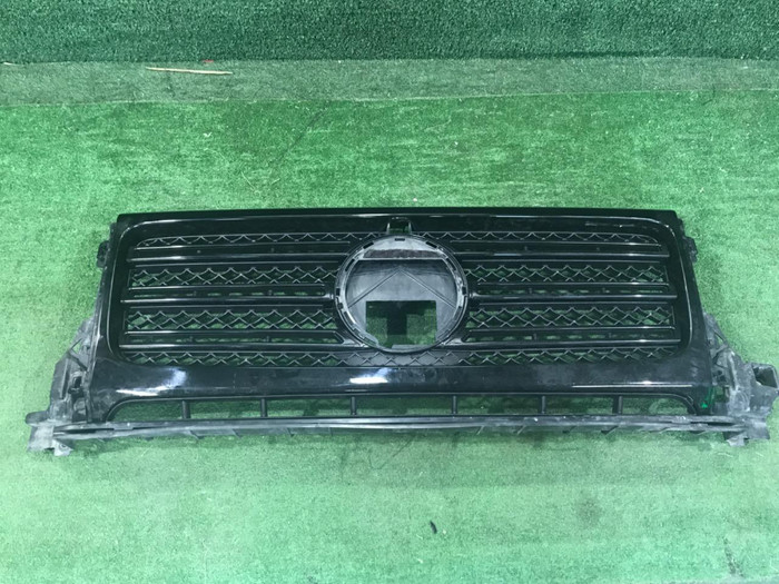 Бампер передний Mercedes G W463 2018-н.в. В сборе