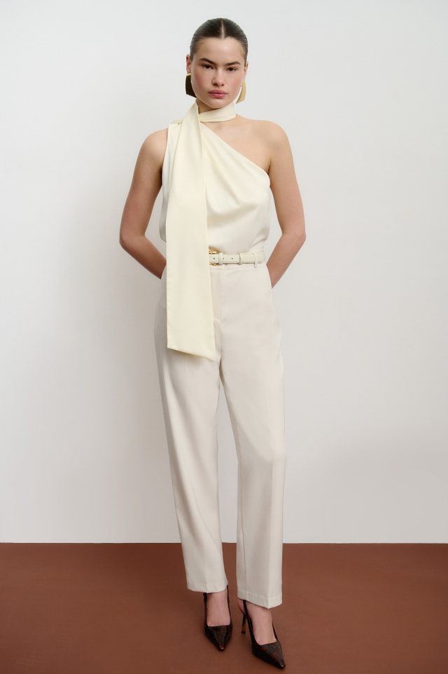 Брюки-дудочки из костюмной ткани