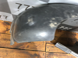 Подкрылок передний левый Lada Vesta 15-нв Б/У Оригинал 8450007043