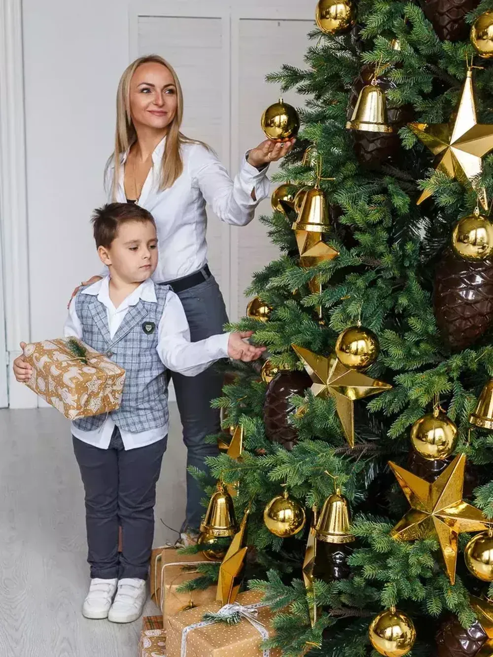 Большая елка «Сказочная» (Литая+пвх) 4,5 м