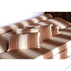 Садовые качели четырехместные с москитной сеткой Redford Амстердам шоколад