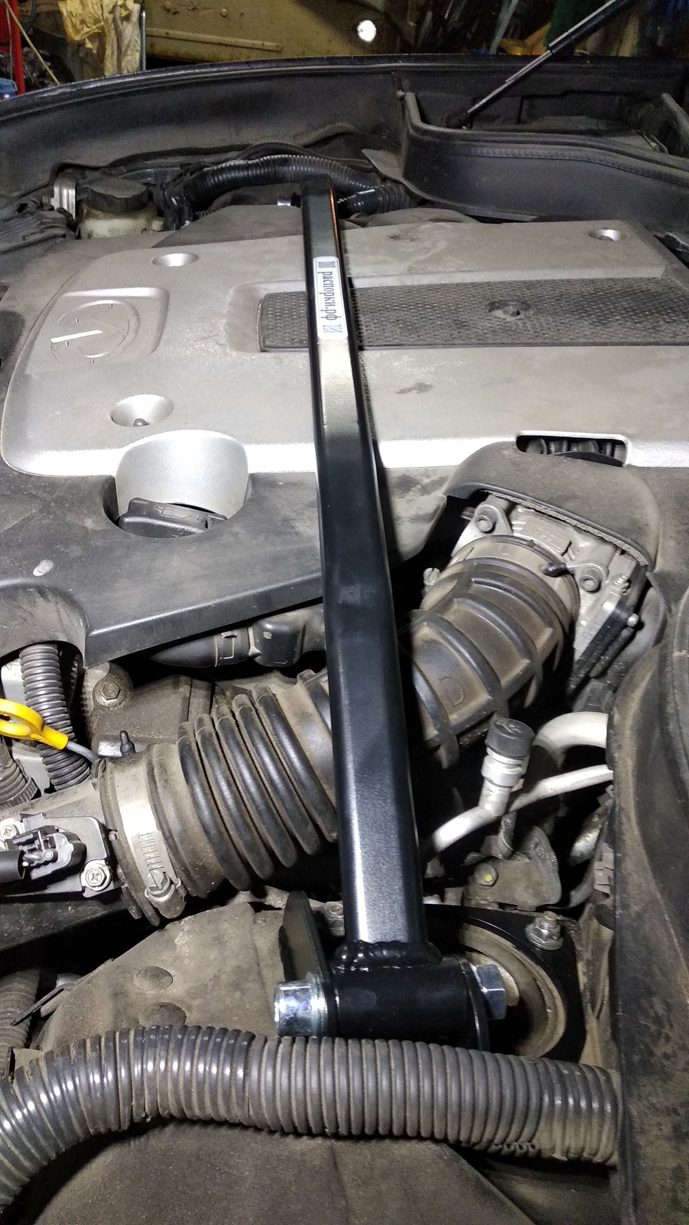 Распорка передних стоек Infiniti G 4 (IV-ого поколения) (ПОД ЗАКАЗ)
