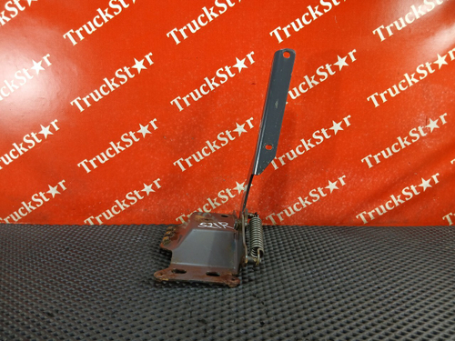 Шарнирная петля подножки обслуживания правая