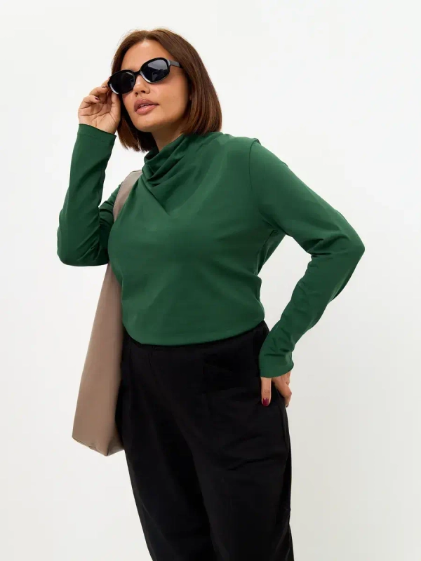Лонгслив с цельнокроеным воротником изумруд