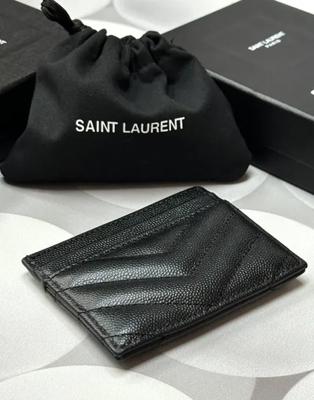 Держатель для карт Saint Laurent CASSANDRE MATELASSÉ GRAIN DE POUDRE