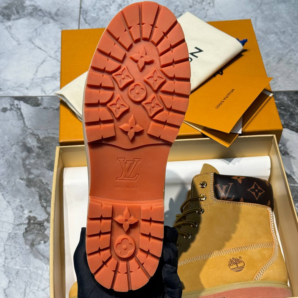 Ботинки Louis Vuitton x Timberland