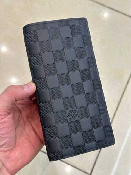 Визитница Louis Vuitton