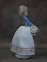 Статуэтка. Фарфор. Майские цветы. Lladro. Испания