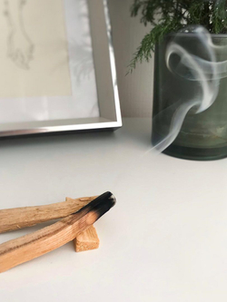 Благовония Пало Санто Премиум 3 бруска в упаковке