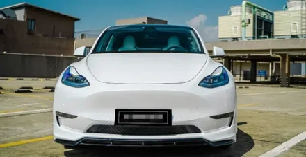 Карбоновый обвес для Tesla Model Y 2020+ Тесла