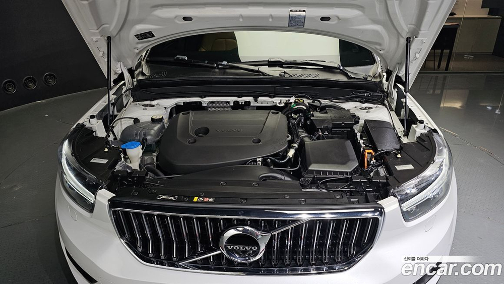 Volvo XC40 B4 Inscription (12.2021)