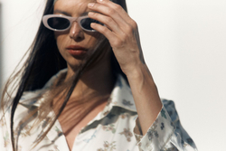 Шелковое платье Mollen Подсолнухи жемчужно-белое