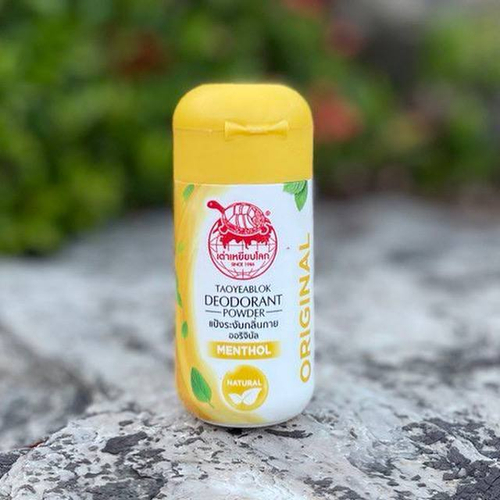 Тайская травяная присыпка-тальк для устранения запаха пота и отбеливания подмышечных впадин Джей Ти TAOYEABLOK Deodorant Powder